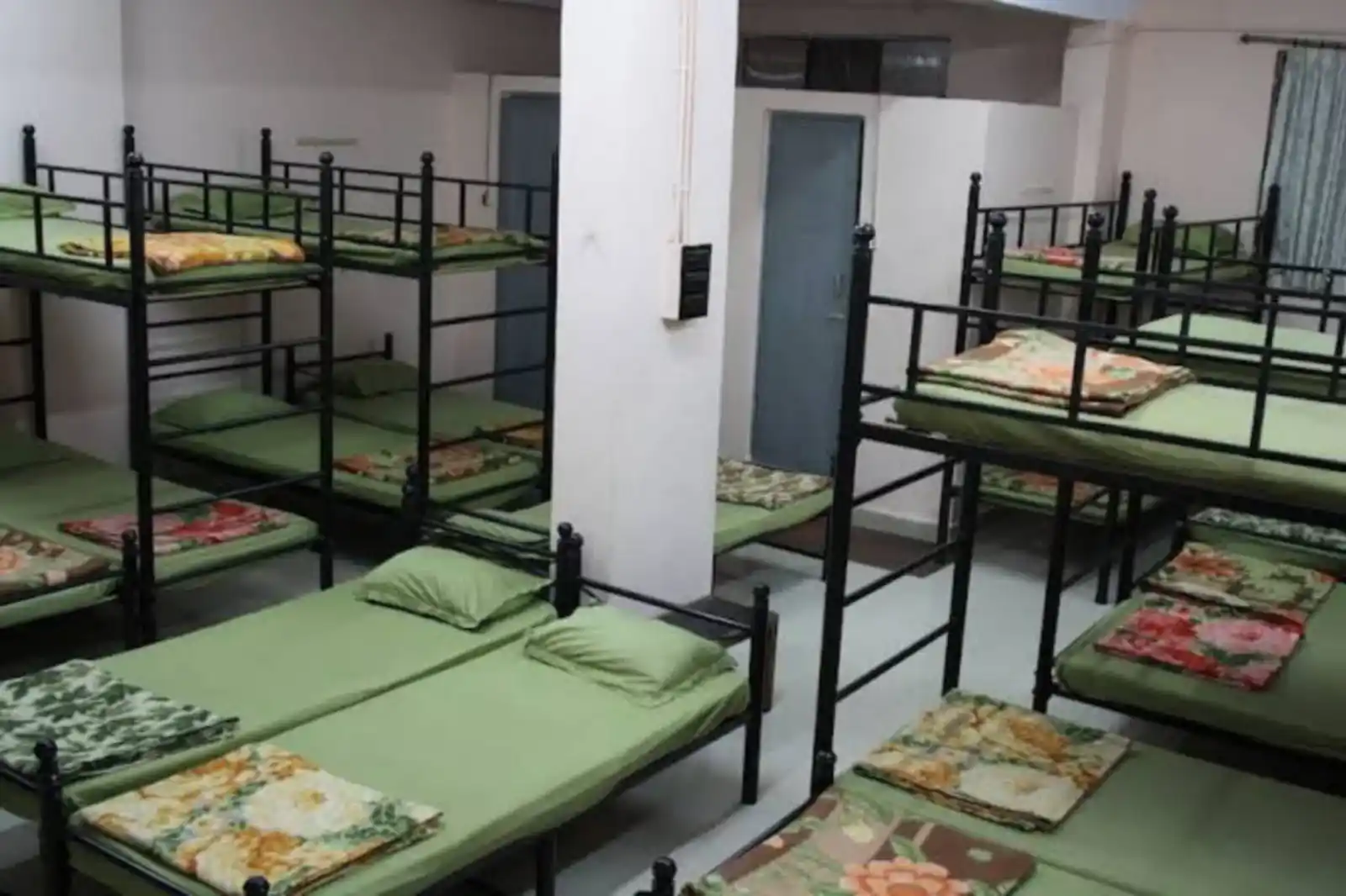 Budget dormitory accommodation for yatris in Somnath Gujarat